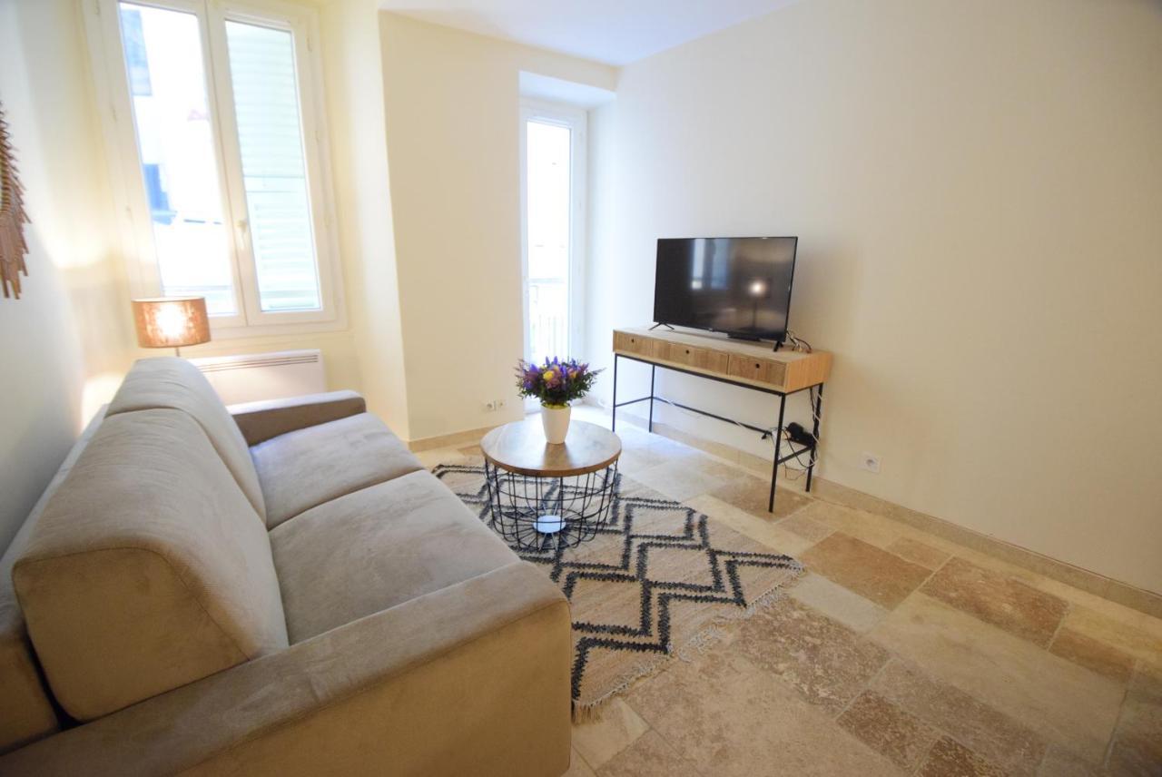 Renting - Pairoliere - Spacious Flat - Old - Massena - Terrace Apartment *